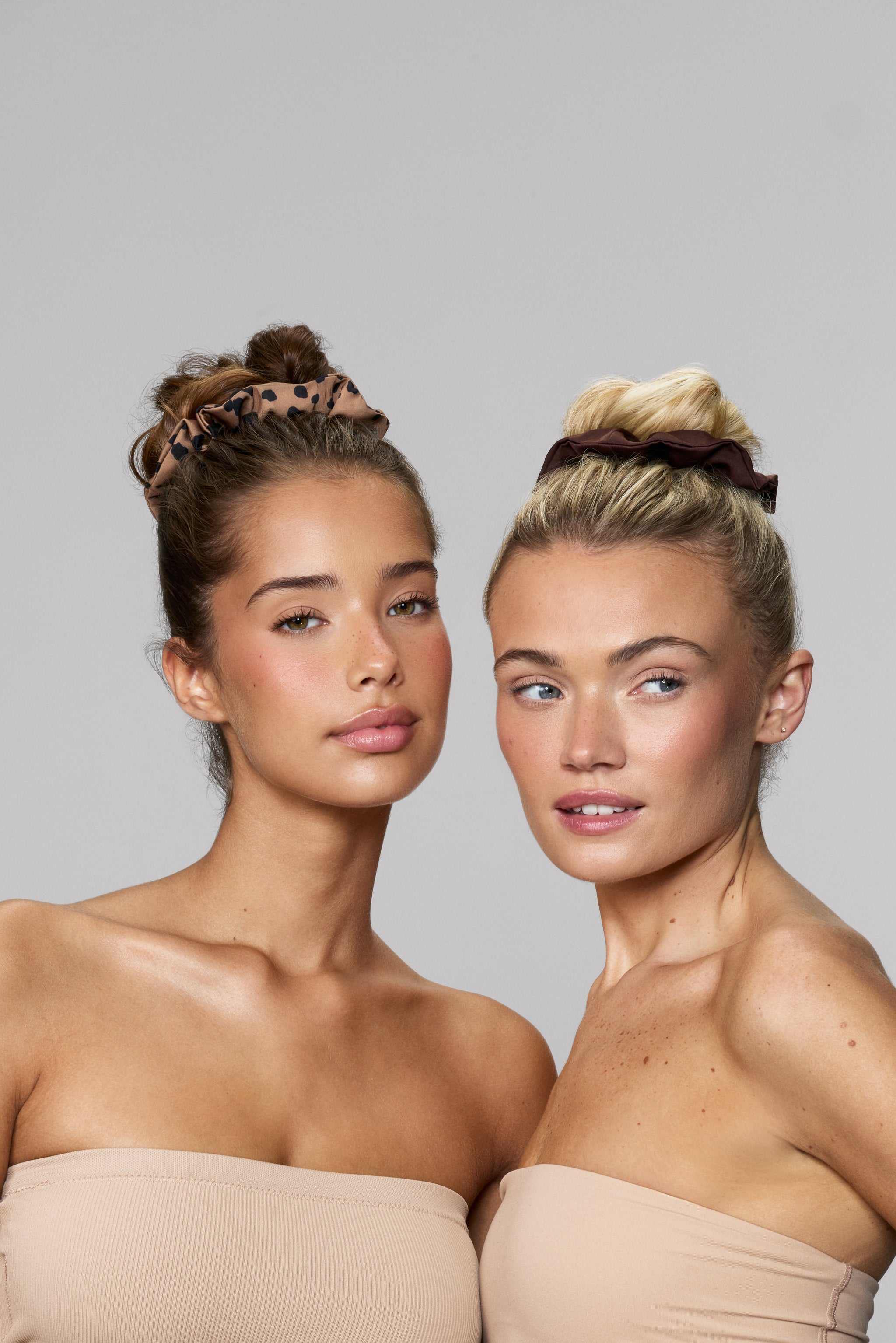 ECOMM_BEAUTY_SCRUNCHIE_GROUP_090.jpg