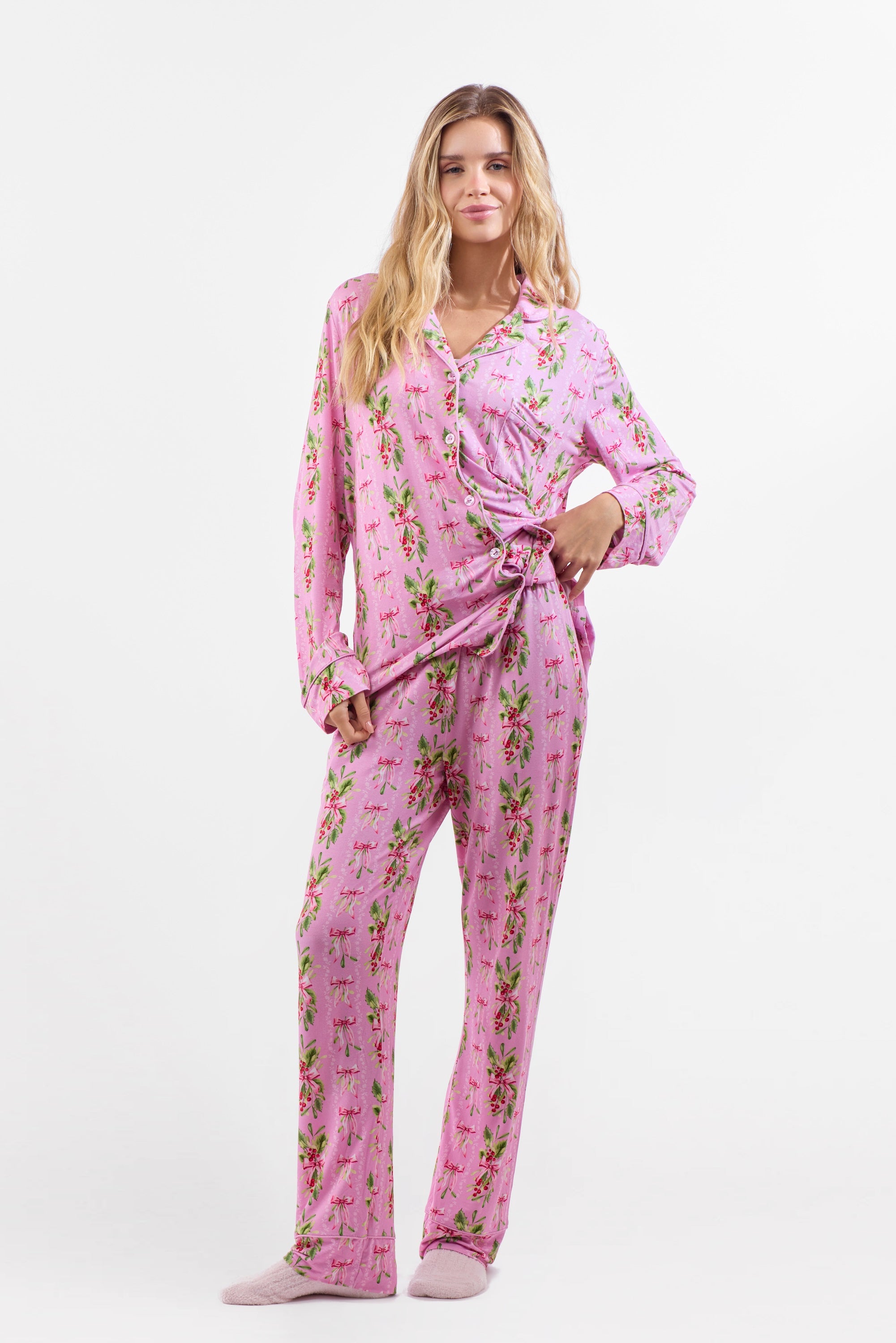 Meet Me Under The Mistletoe Pajama Set